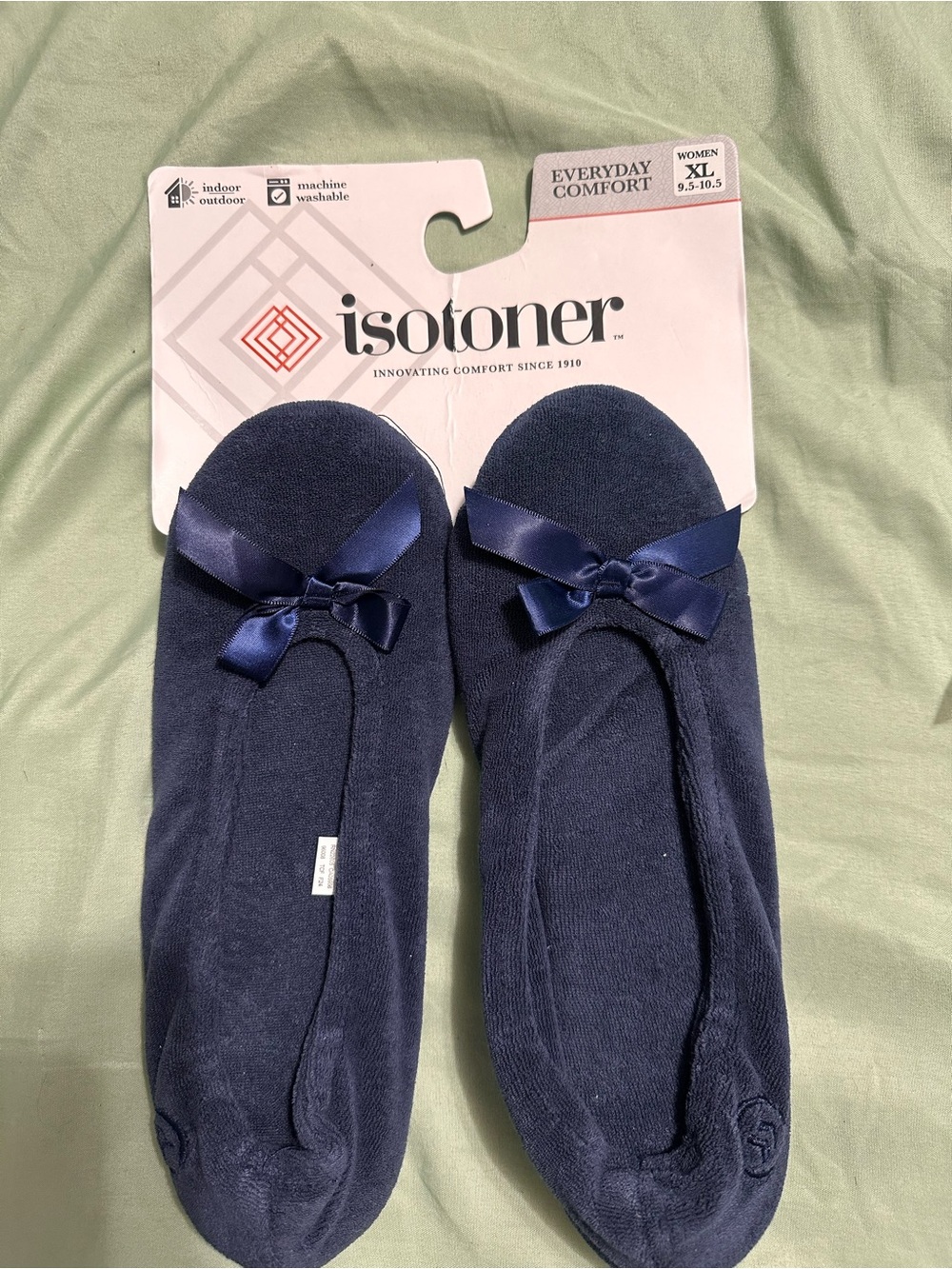 isotoner Navy Bow No-Show Liner Slippers